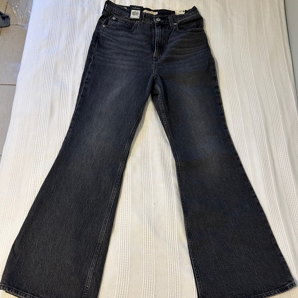 Levi’s 70’s high flare jeans